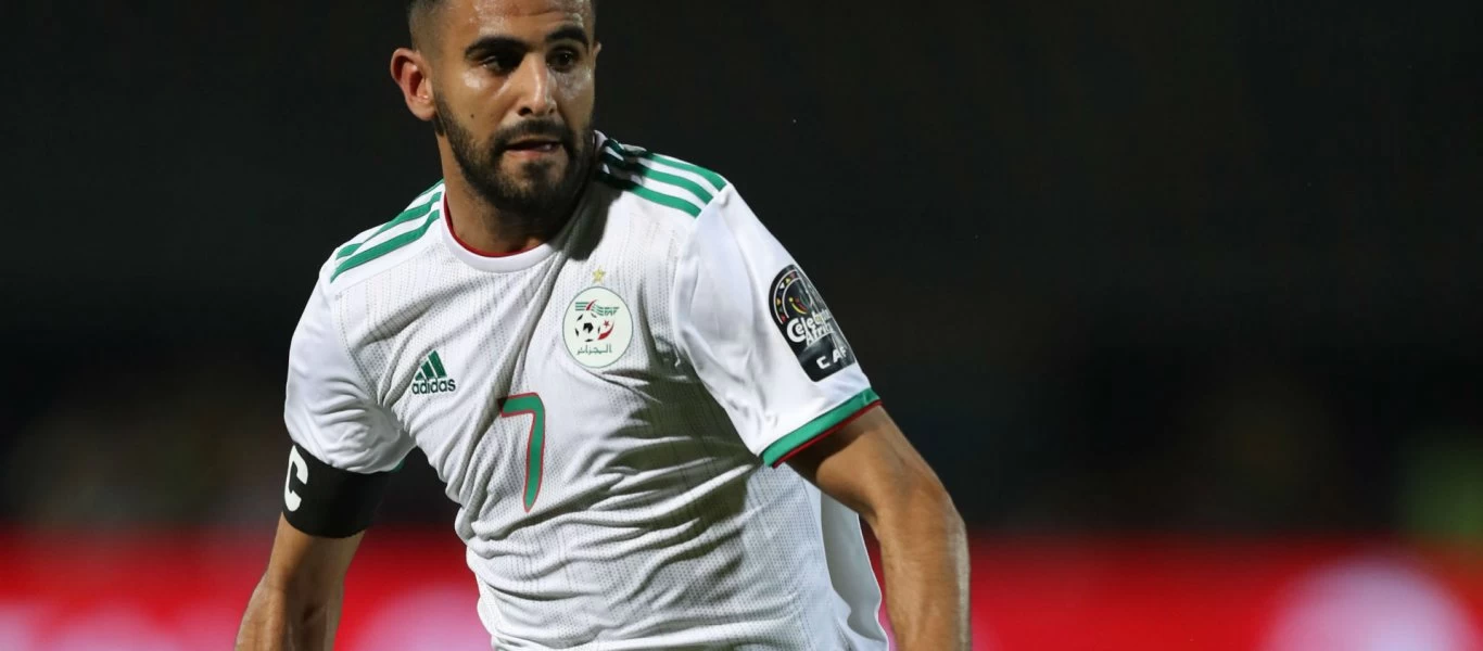 Μαγικό γκολ από τον Ρ.Μαχρέζ: Τσιμπάει την μπάλα με το τακουνάκι «ζαλίζει» τον αμυντικό και σκοράρει (βίντεο)